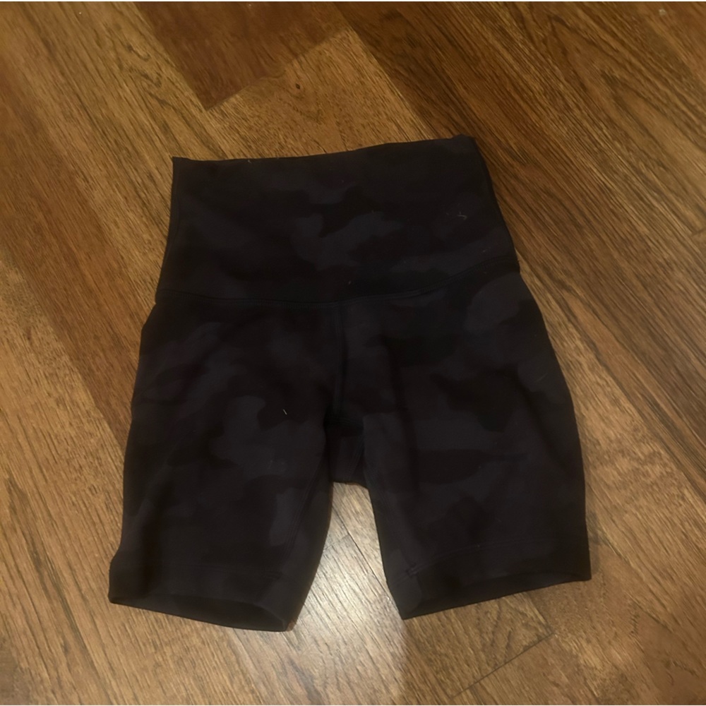 LULULEMON: Wunder Train High-Rise Short 6"